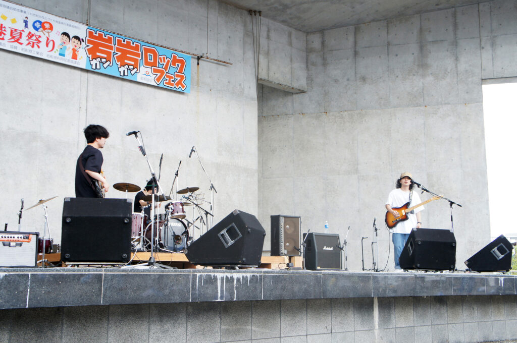 2024.7.28 SUN
岩岩ロックフェス
GGRF
岩船港夏祭り