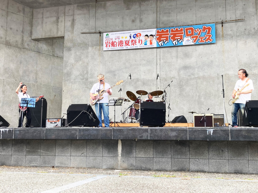 2024.7.28 SUN
岩岩ロックフェス
GGRF
岩船港夏祭り
