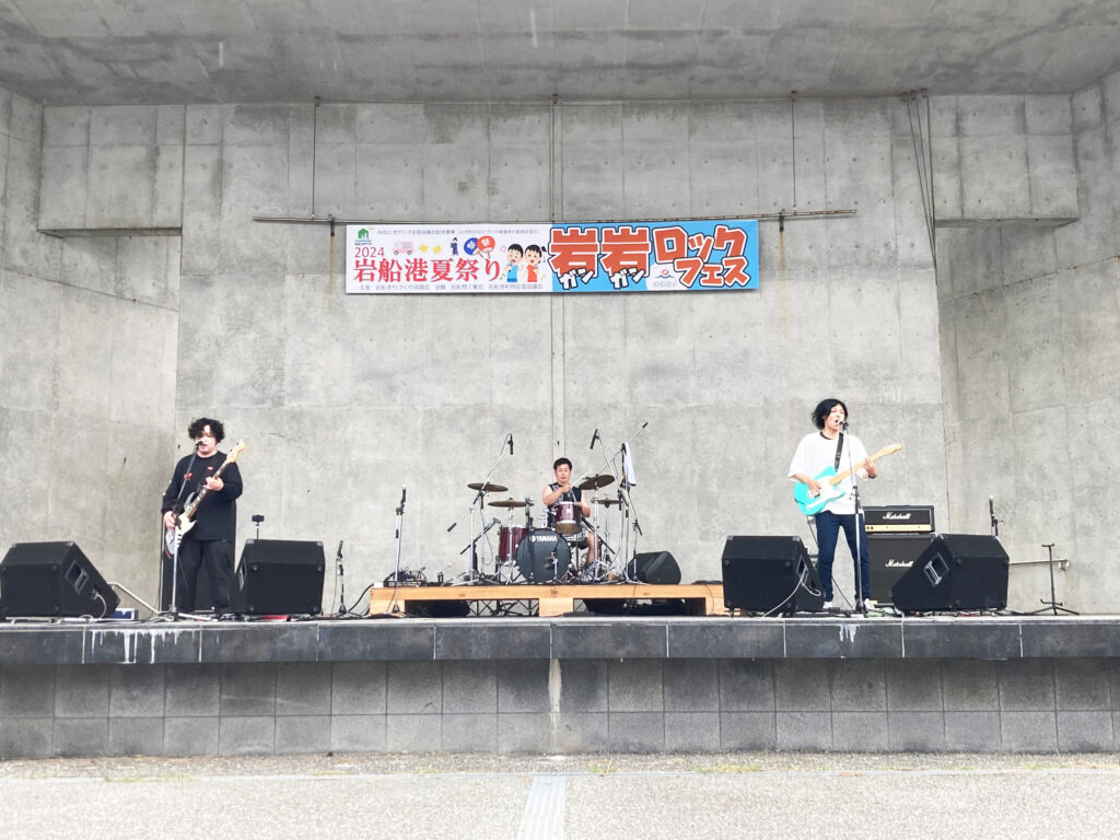 2024.7.28 SUN
岩岩ロックフェス
GGRF
岩船港夏祭り