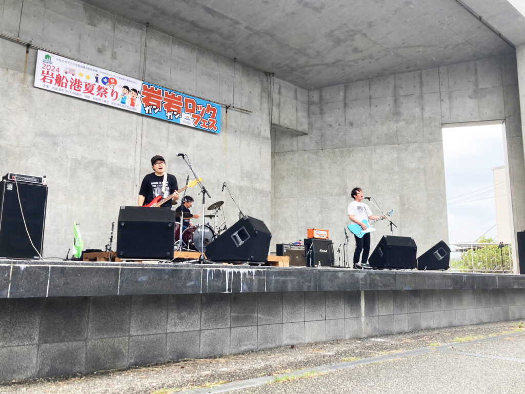 2024.7.28 SUN
岩岩ロックフェス
GGRF
岩船港夏祭り