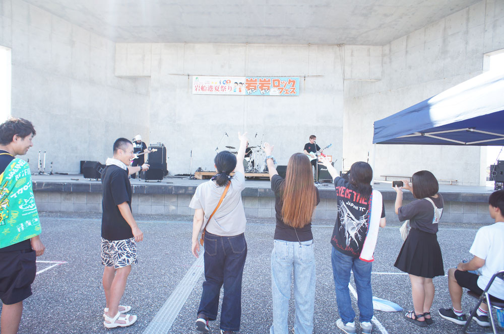 2025.7.26 SAT
岩岩ロックフェス
GGRF
岩船港夏祭り